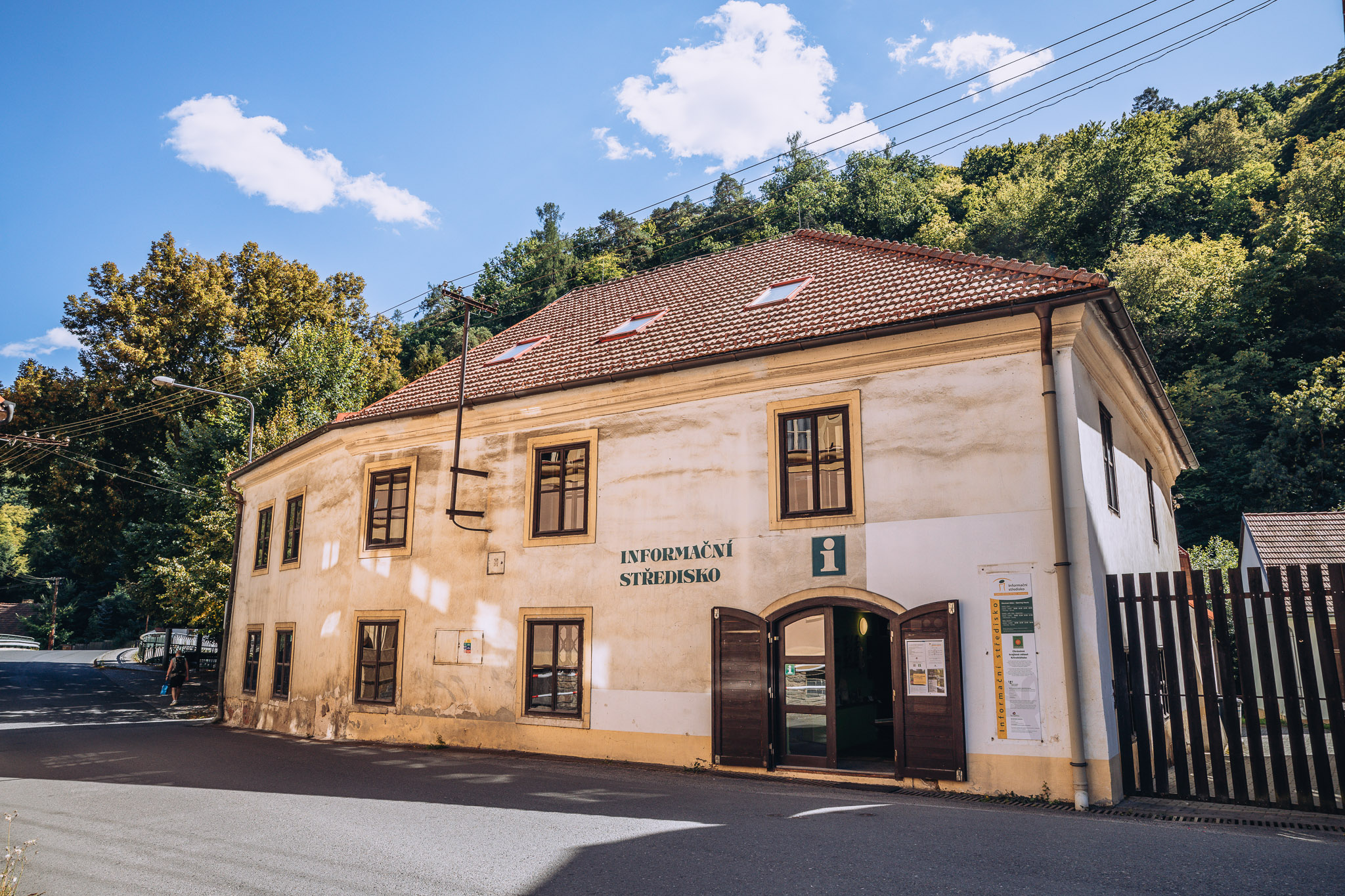 Informacni centrum Krivoklat_01